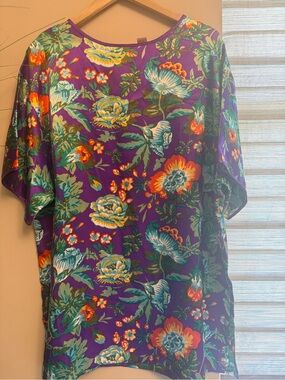 Victoria secert gold label sleep shirt size M gorgeous